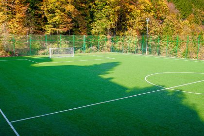 futbol-sahası-yapımı