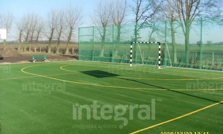 Polonya Padel Çim Zemin Kaplaması